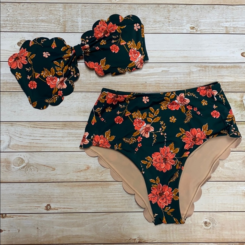Never worn Green floral bikini